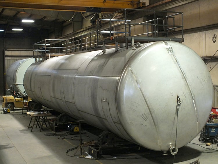 1 Stainless Steel API Storage Tank Fabrication